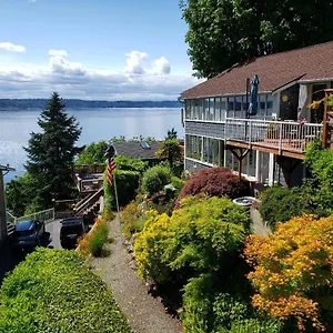 Sea To Sky Holiday home Burien
